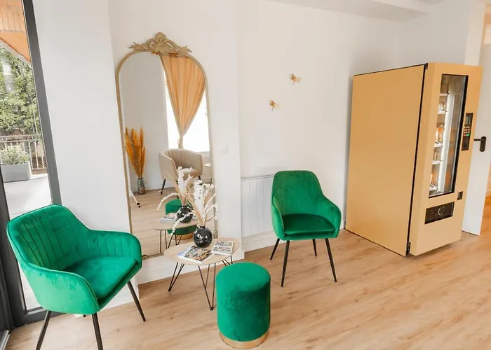 Maile Apartamentos